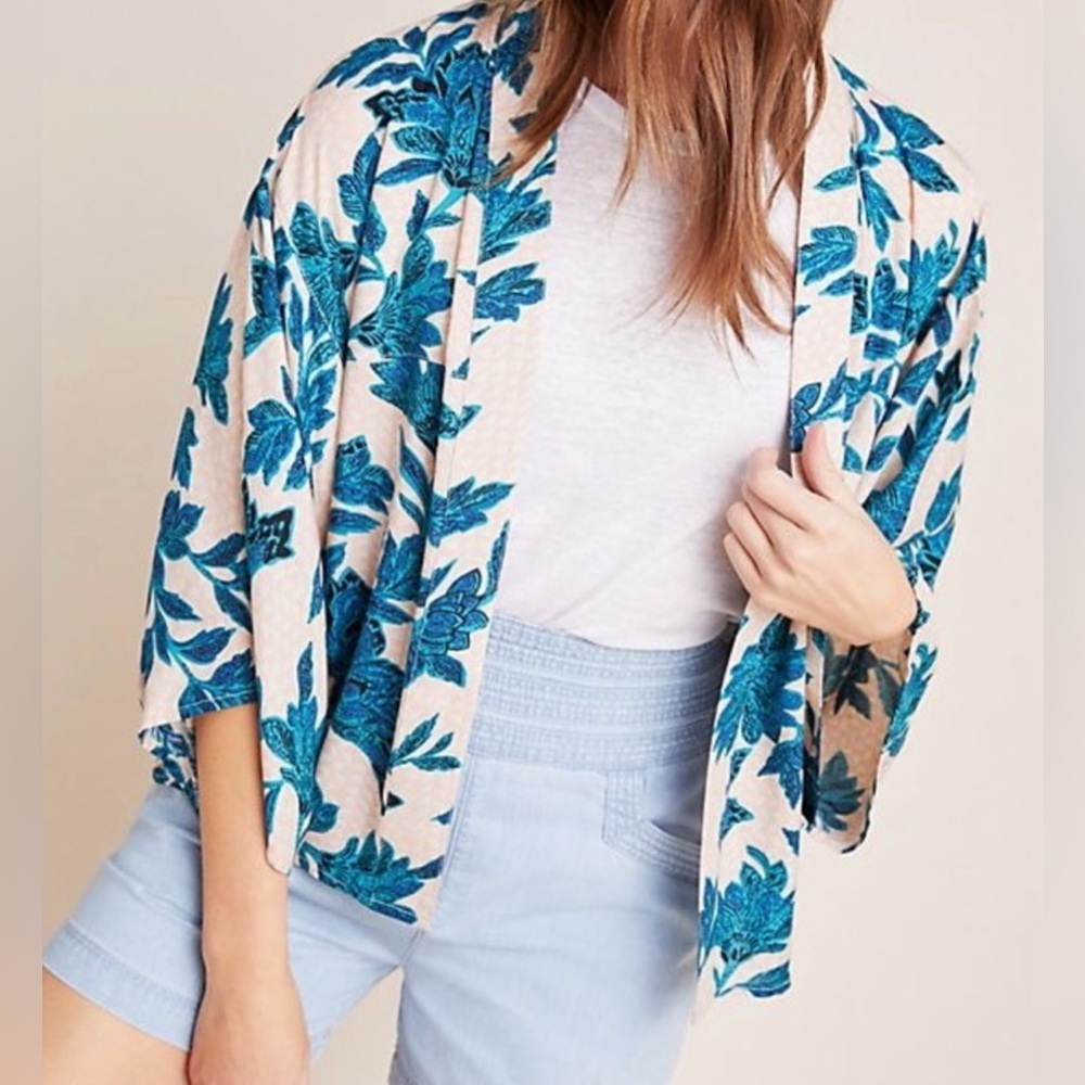 NWT new one size Anthropologie Anderson lauth Floral coral Kimono cardigan blue